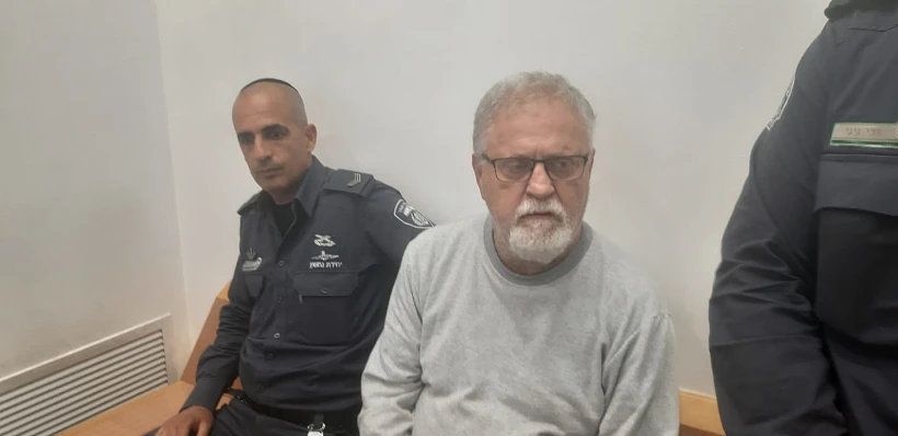 גיורא פרי, החשוד ברצח אשתו אסתי אהרונוביץ', בדיון בהארכת מעצרו