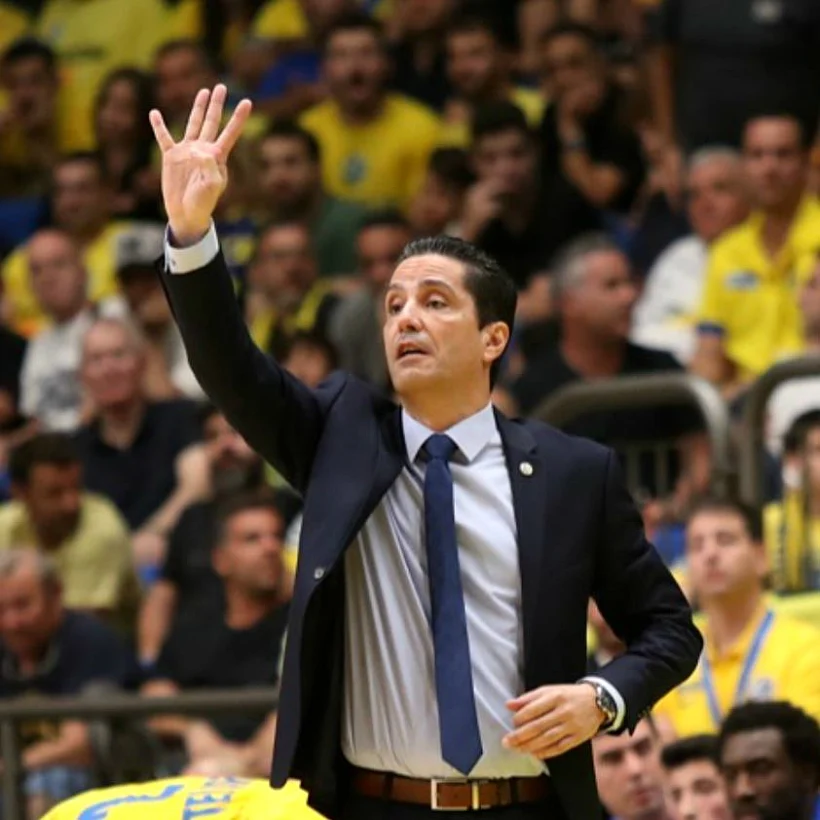 מאמן מכבי תל אביב בכדורסל, יאניס ספרופולוס