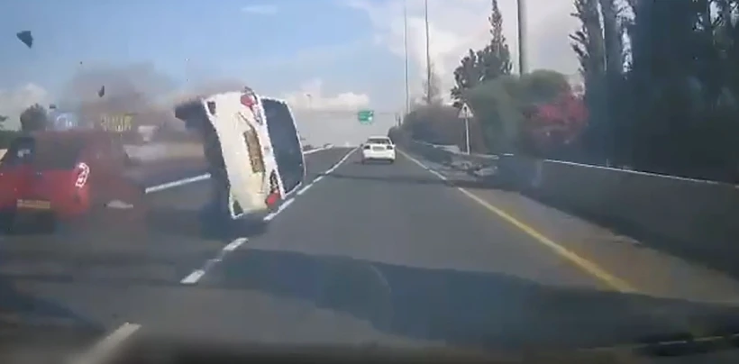 תיעוד התהפכות רכבה של ויויאן בריקנפלד