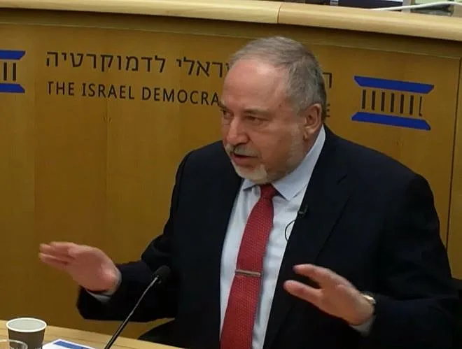 אביגדור ליברמן יו''ר ישראל ביתנו בכנס בנושא צבא-חברה, ביטחון ודמוקרטיה