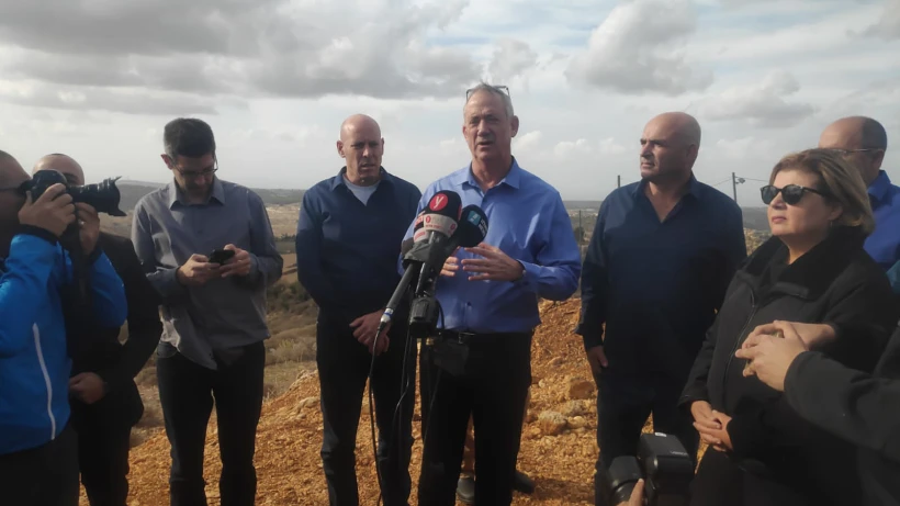 בני גנץ יו''ר כחול לבן בסיור בצפון