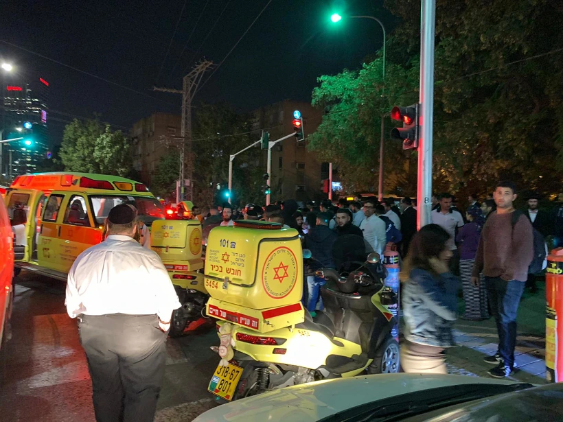 זירת התאונה בה נהרג רוכב אופנוע בן 27 בבני ברק