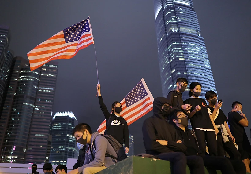 מפגינים בעצרת ''חג ההודיה'' בהונג קונג