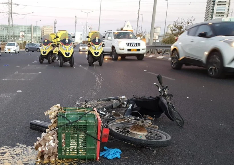 זירת תאונה בפתח תקווה