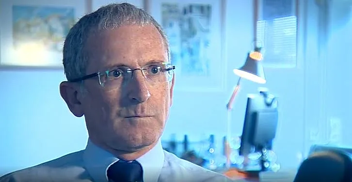 עו''ד שלמה ( מומי) למברגר