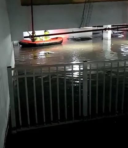 חניון מוצף באשקלון