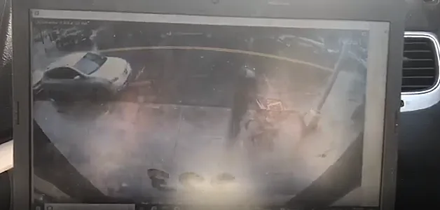 תיעוד ממצלמת אבטחה של היורה בניו ג'רזי