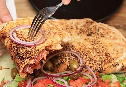 סמבוסק עוף או אסאדו תבחרו מסעדת לוג'ו