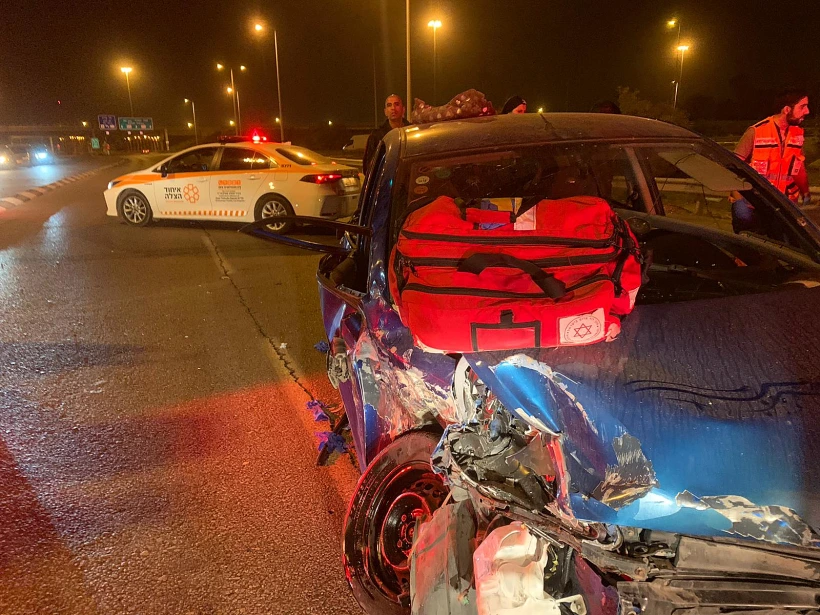 תאונה בכביש 40 שבה נפצעו בינוני שישה בני אדם
