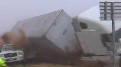 התהפכות משאית בטקסס, ארה''ב