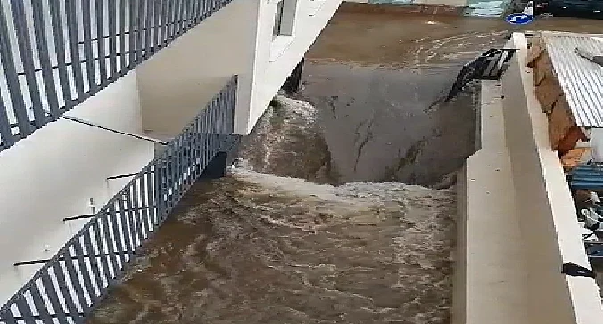 ההצפה בבניין שבשכונת התקווה בת''א, לפני האסון במעלית
