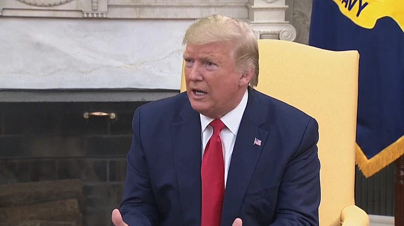 דונלד טראמפ במסיבת עיתונאים