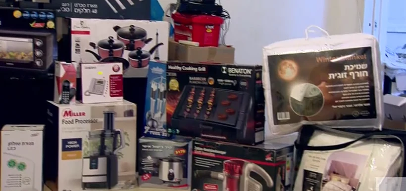 מוצרים באלפי שקלים, שנמכרו לקשישים בשיטת הטלמרקטינג