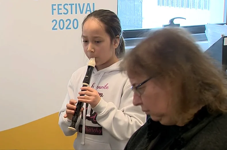 נגינה בחלילית