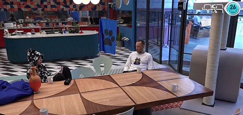 ניר וירדן בפינת האוכל