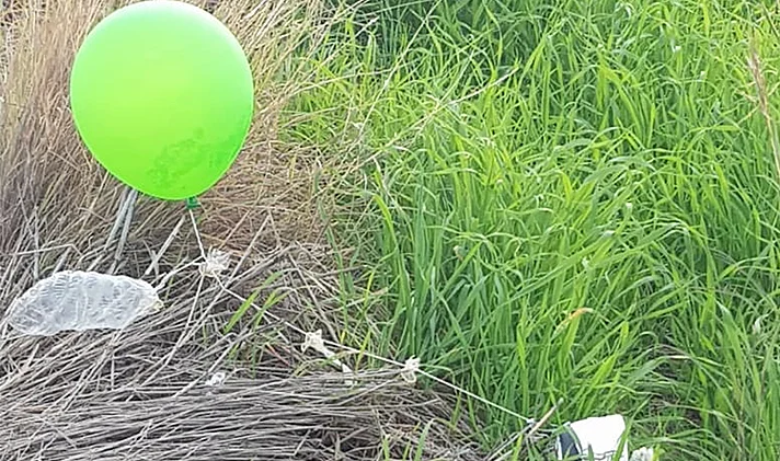 בלונים חשודים שאותרו באיזור שדרות וקרית גת