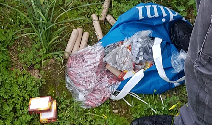 נפצים וזיקוקים שנתפסו על ידי המשטרה