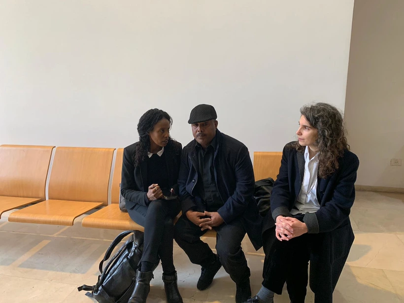 אביו ואחיותיו של סלומון טקה בדיון בבית המשפט