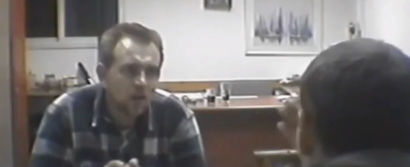 רומן זדורוב עם החוקר