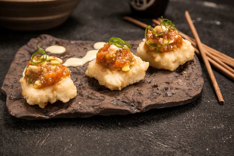 טרטר סלמון יפני של מינה טומיי