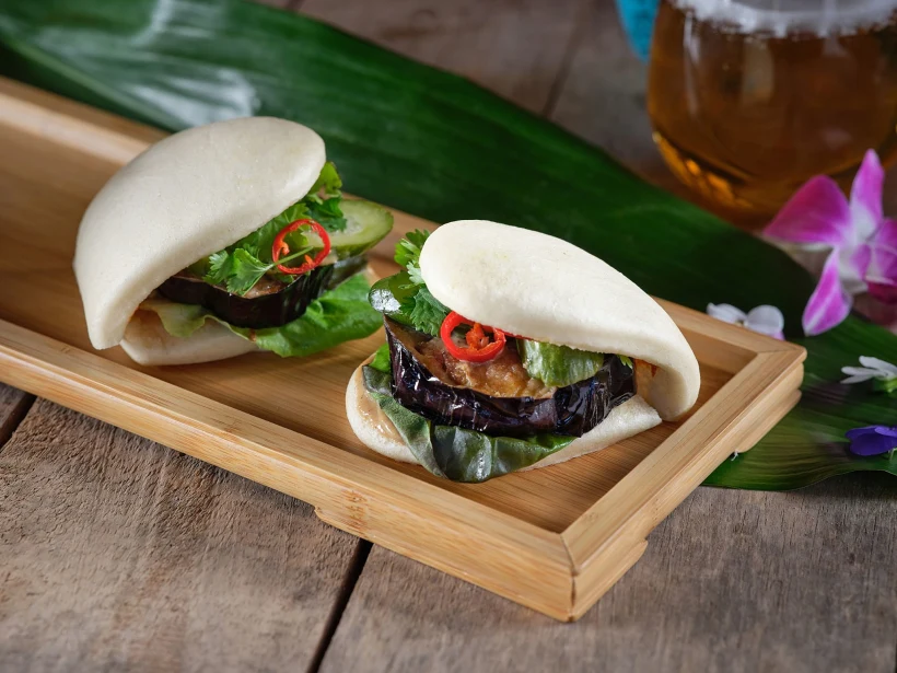 באנז חציל של מינה טומיי