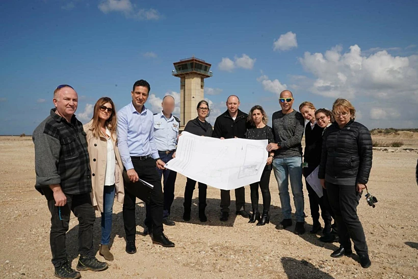 81 שנים לאחר הקמתו, משרד הביטחון החזיר לרשות מקרקעי ישראל את שטח נמל התעופה על שם דב הוז