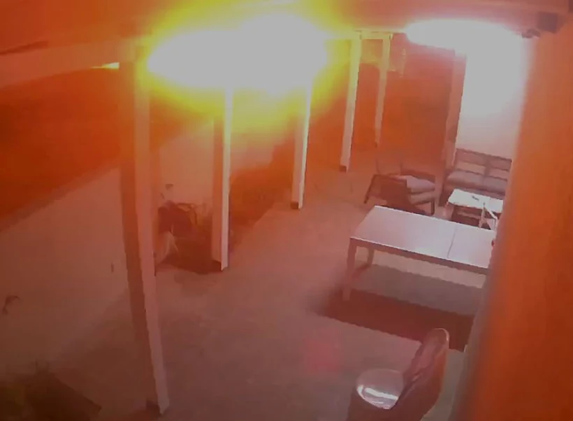 תיעוד נפילת רסיסי היירוט הלילה בשדרות