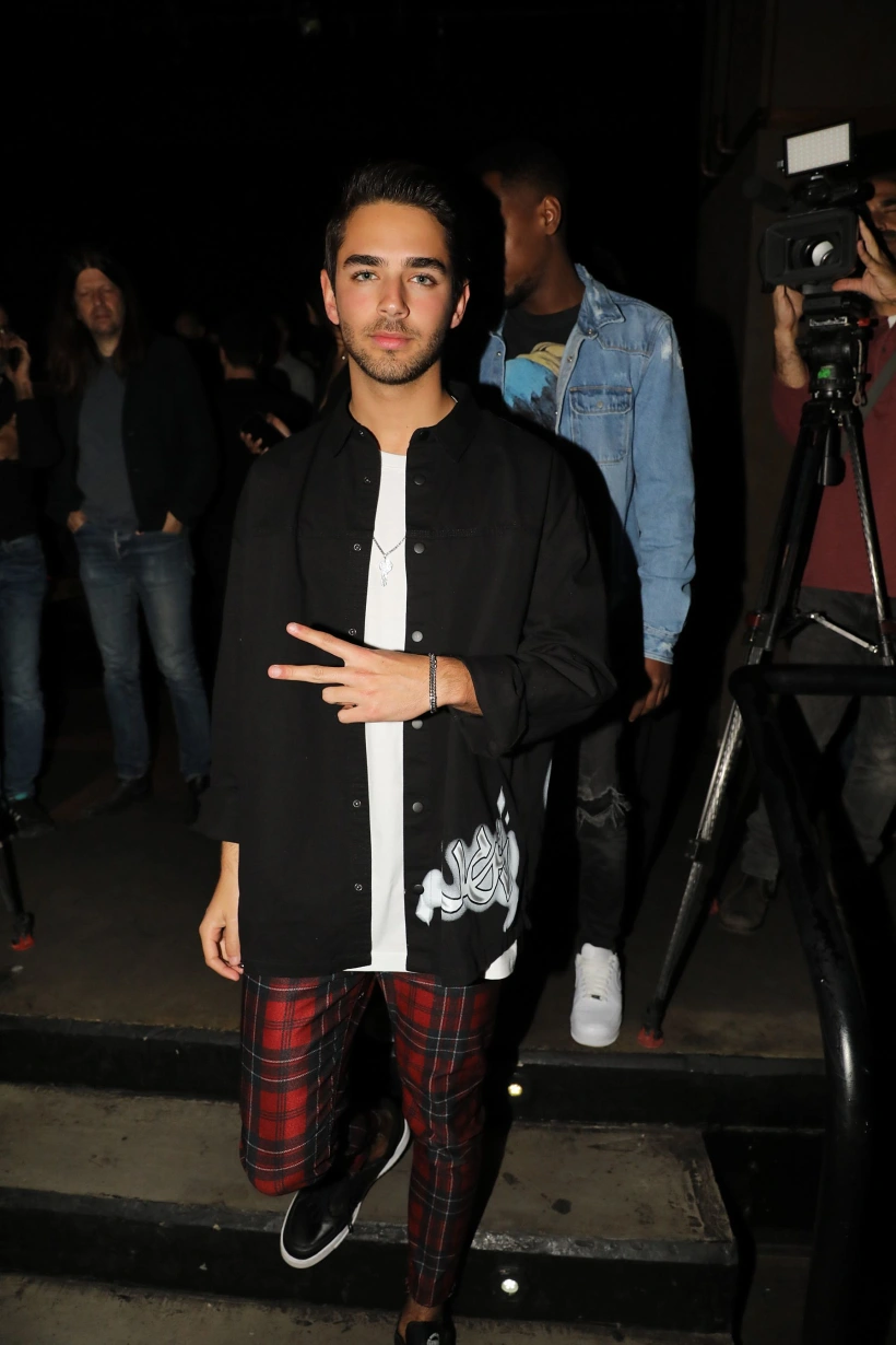 בלי המדים. עומר חזן