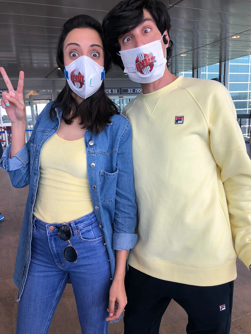 מני ממטרה ופרלה דנוך לפני צילומי זוג מנצח 2020