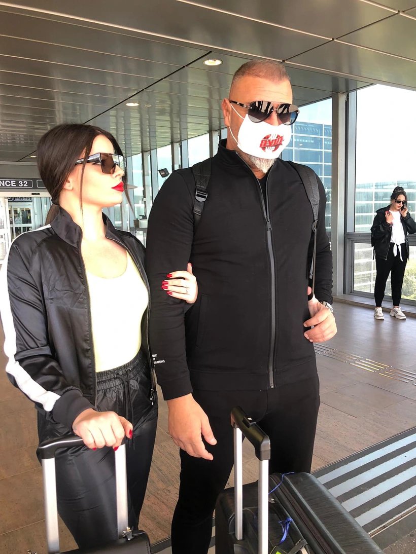 איציק זוהר ובת זוגו לאורה לנטינו לפני צילומי זוג מנצח 2020