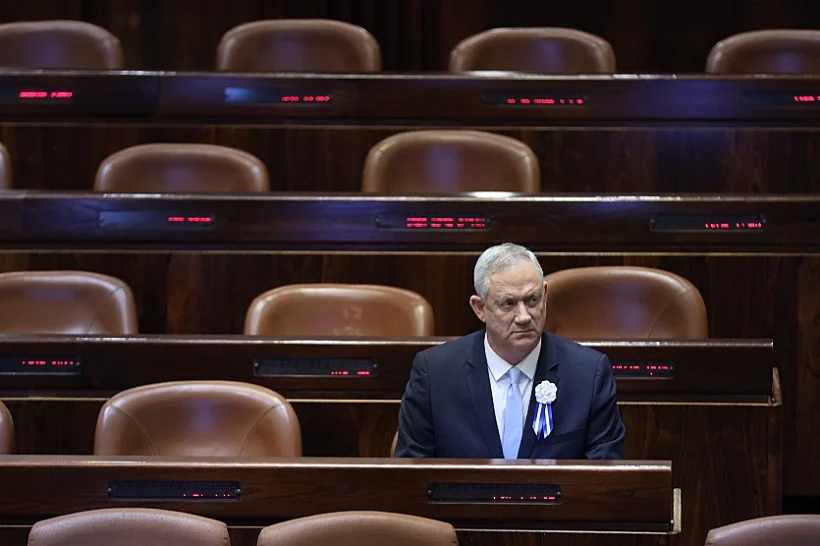 חבר הכנסת בני גנץ בהשבעה לכנסת ה-23