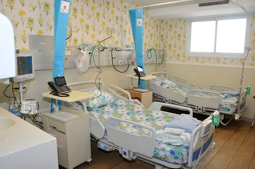 מחלקות לטיפול בחולי קורונה במרכז הרפואי לגליל בנהריה