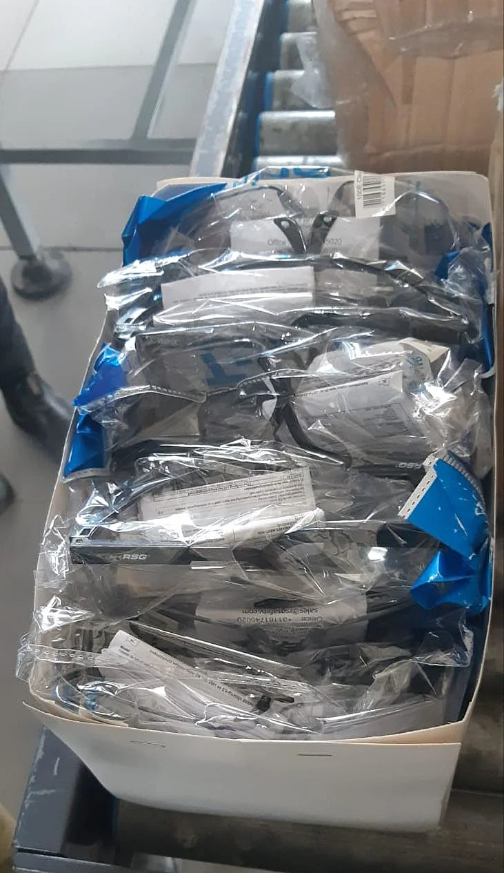 ערכות לזיהוי נגיף הקורונה וציוד רפואי