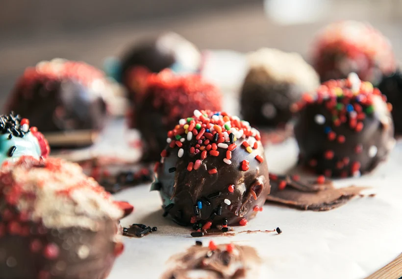 כדורי שוקולד מעוגת שוקולד