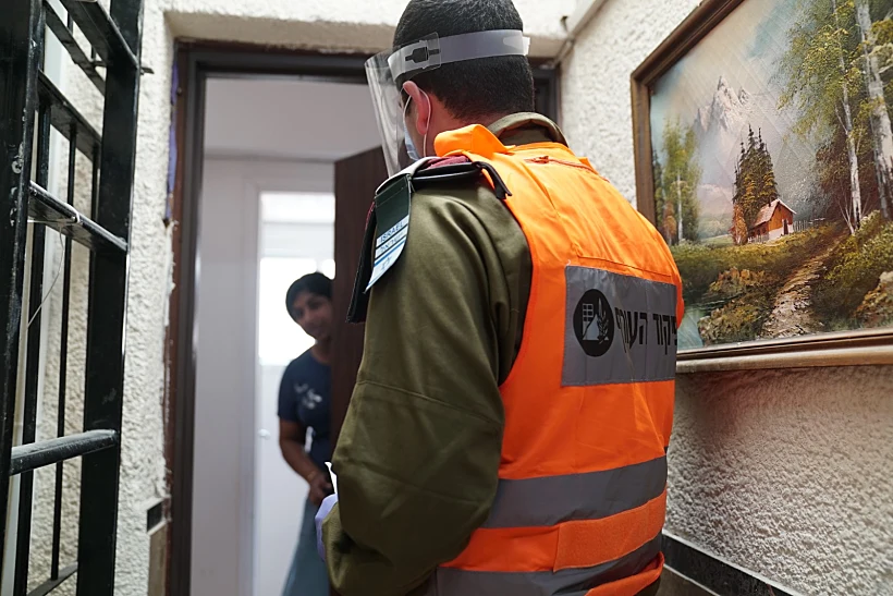 חיילי פיקוד העורף בבני ברק