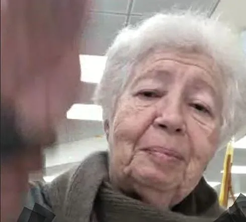אמיליה וינשטיין, משען,