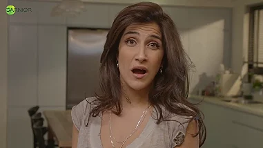 מגי אזרזר ל-GARNIER