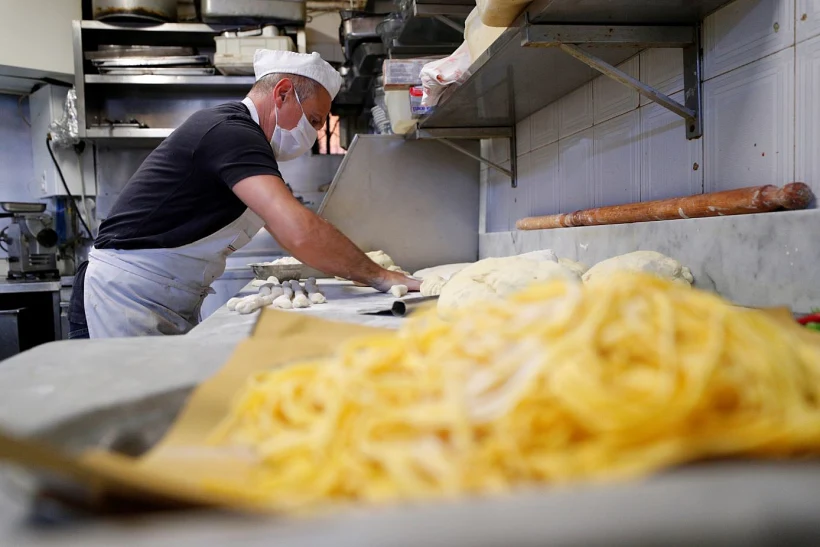 קורונה במסעדה