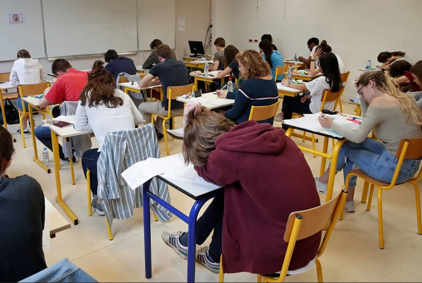 בית ספר בשעת מבחן