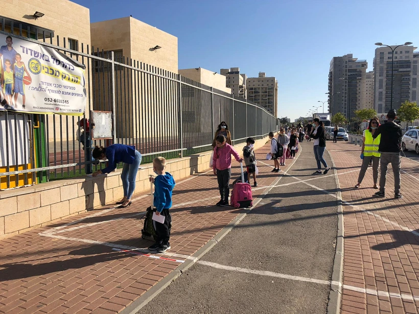 החזרה לבתי הספר, אשדוד