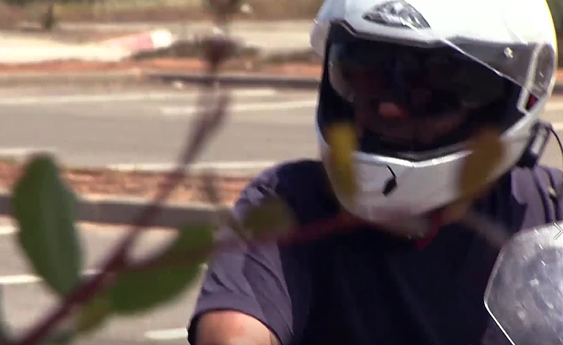 ר', איש סודם של כמה מראשי ארגוני הפשע הגדולים בישראל