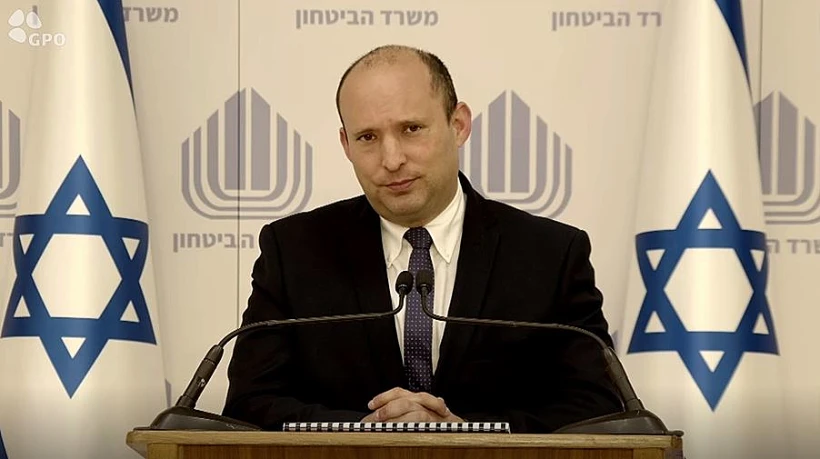 שר הביטחון נפתלי בנט בתדרוך