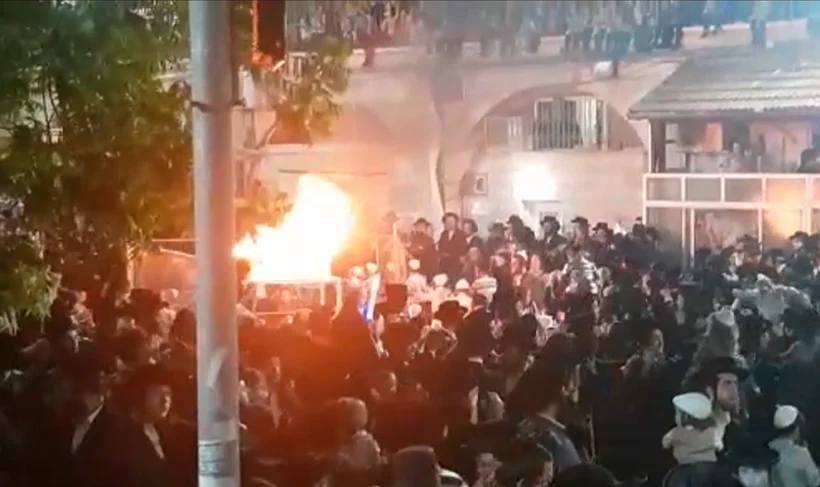 מדורה המונית במאה שערים