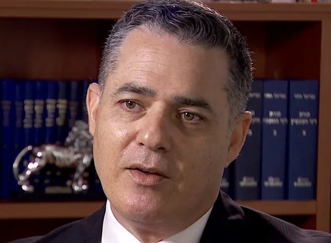 עו''ד אייל כהן, פרקליטו לשעבר של מנדלבליט