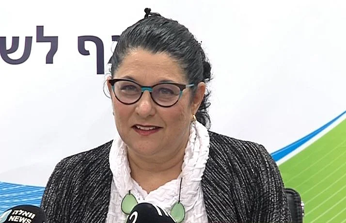 ראש שירותי בריאות הציבור פרופ׳ סיגל סדצקי בתדרוך מיוחד
