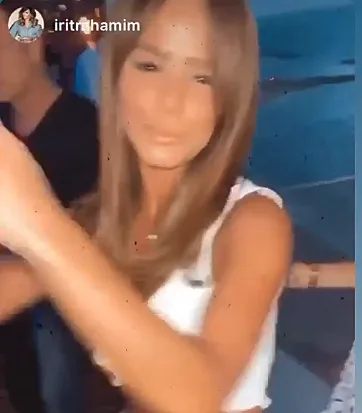 אירית רחמים במסיבה בקרלטון