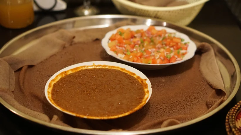 אנג'רה עם מסיר וואט