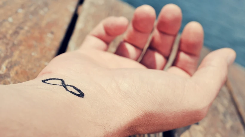 קעקוע אינפיניטי