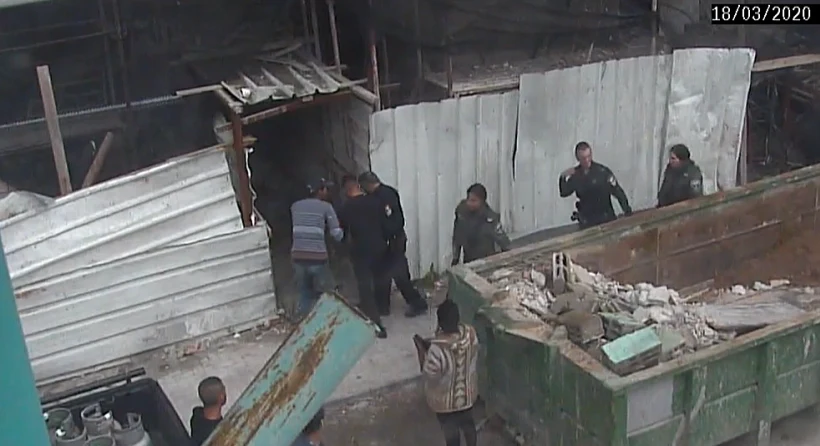 הבניין שבו הותקפה אישה על ידי בן זוגה