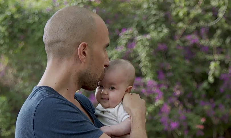 אבא בחופשת לידה